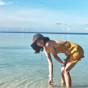 丽柜肉色丝袜脚视
